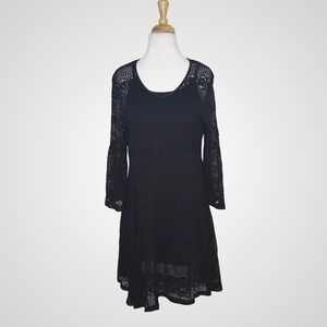 L&B Womens Lace Bell Sleeve V-Neck‎ Mini Dress Size S/M Black Dark Cottage Boho